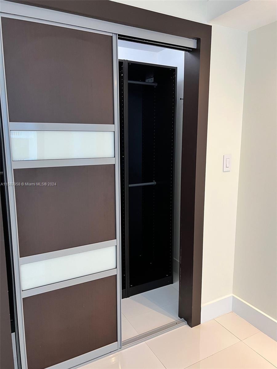 MAISON GRANDE CONDO - Residential