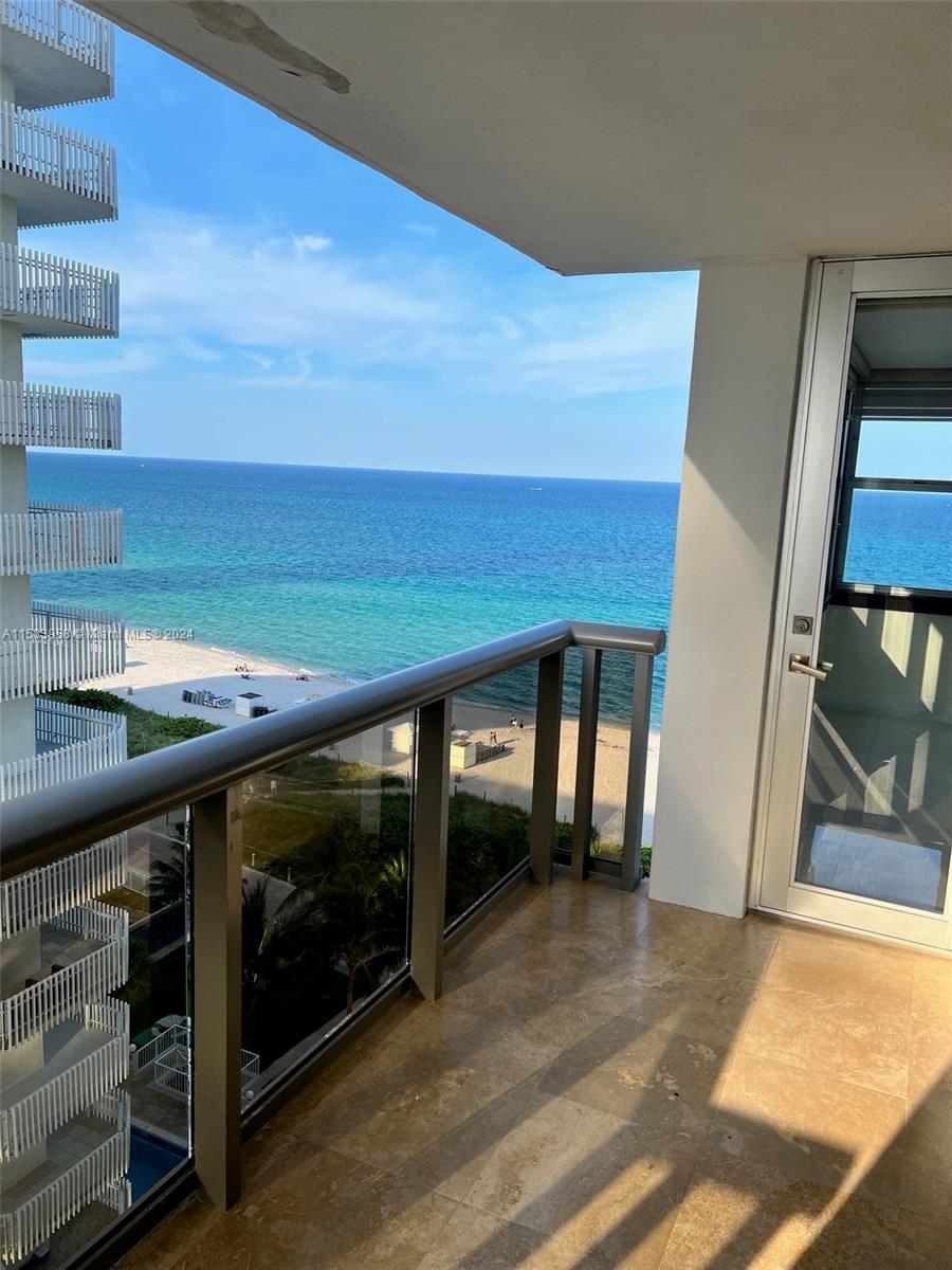 MAISON GRANDE CONDO - Residential