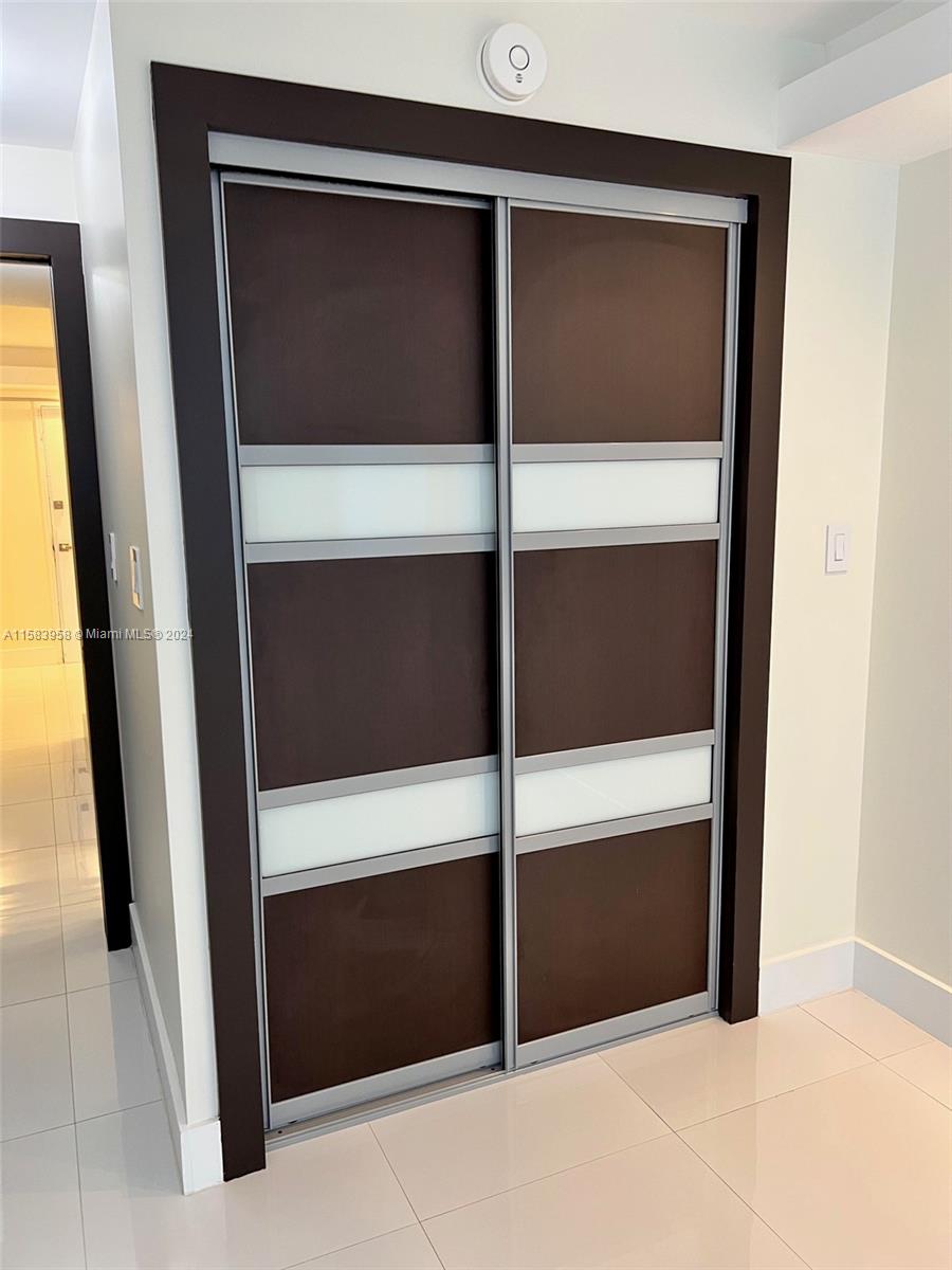 MAISON GRANDE CONDO - Residential