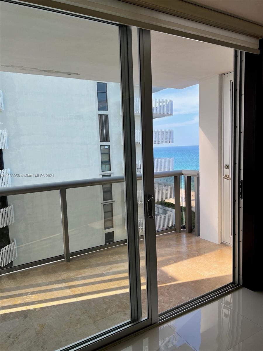 MAISON GRANDE CONDO - Residential