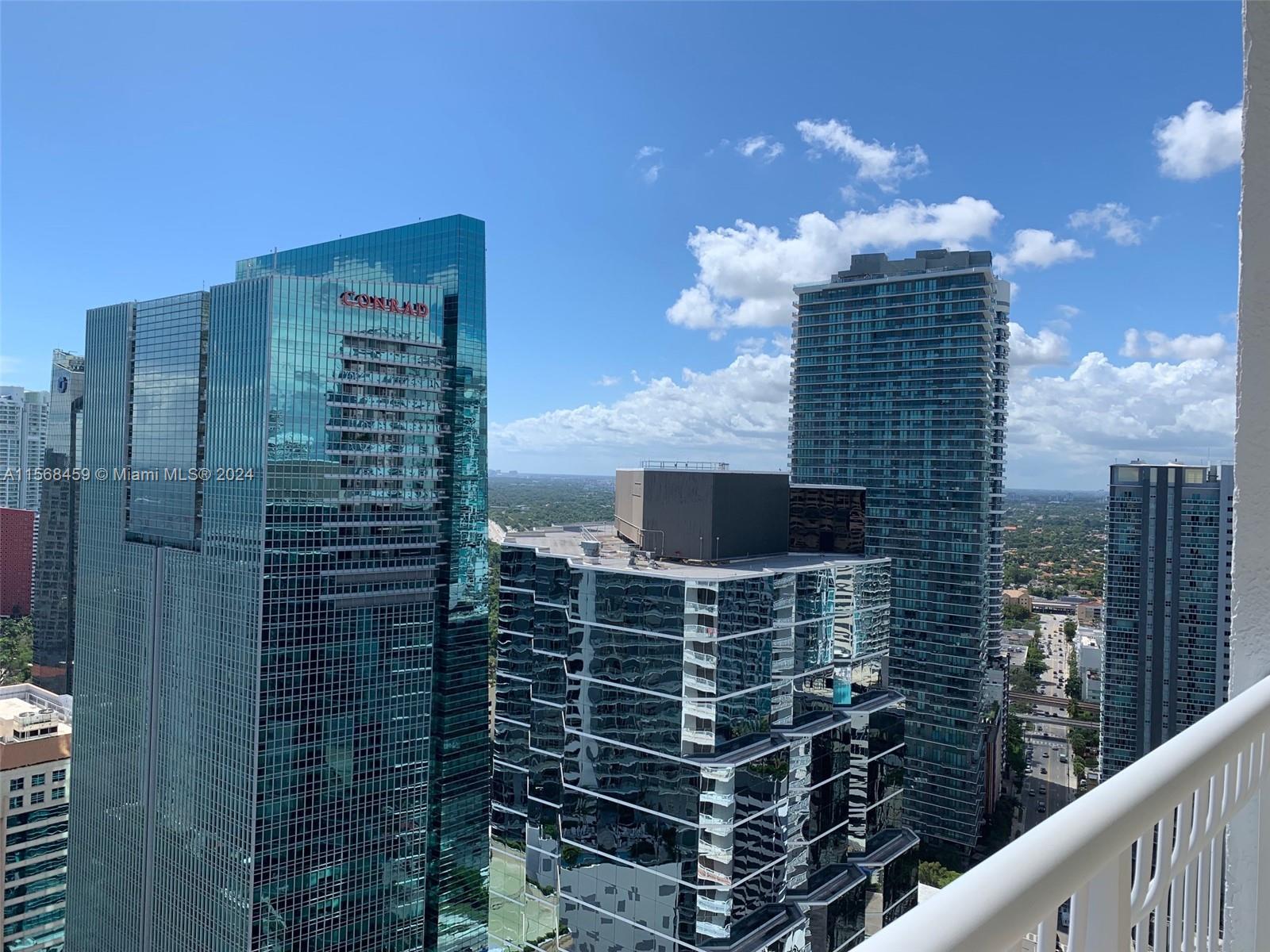 1200 BRICKELL BAY DR 4217