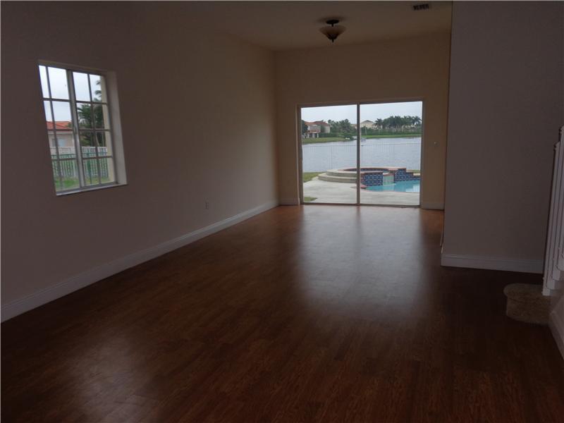 POD 13 AT MONARCH LAKES 1 - Residential Lease