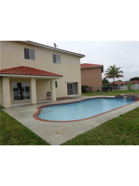 POD 13 AT MONARCH LAKES 1 - Residential Lease