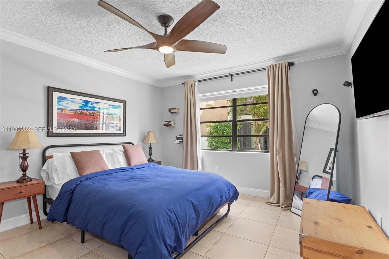 SUNRISE POINT CONDO BLDG - Residential