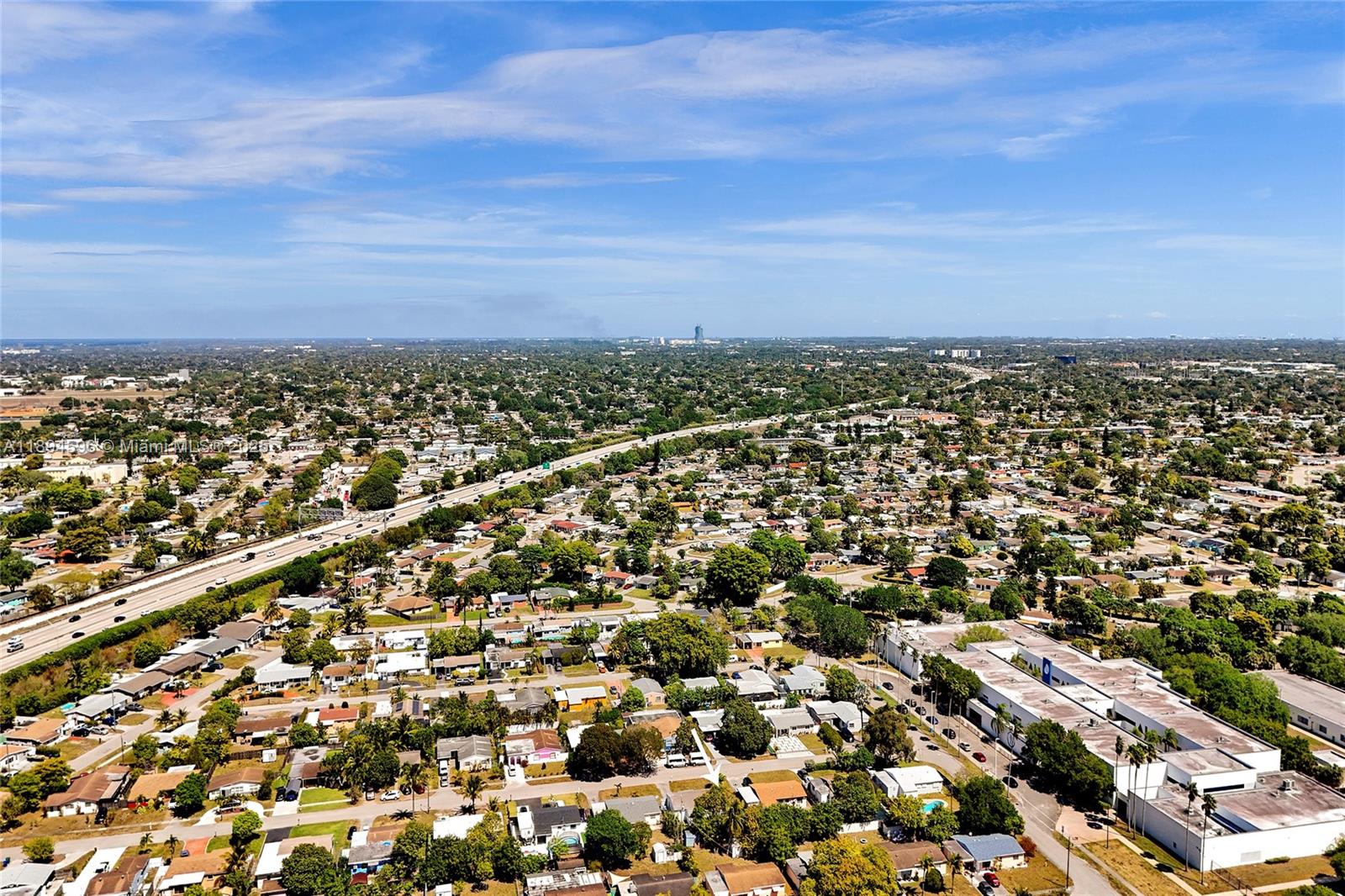 PALM LANE HOMES IN MIRAMA - Residential