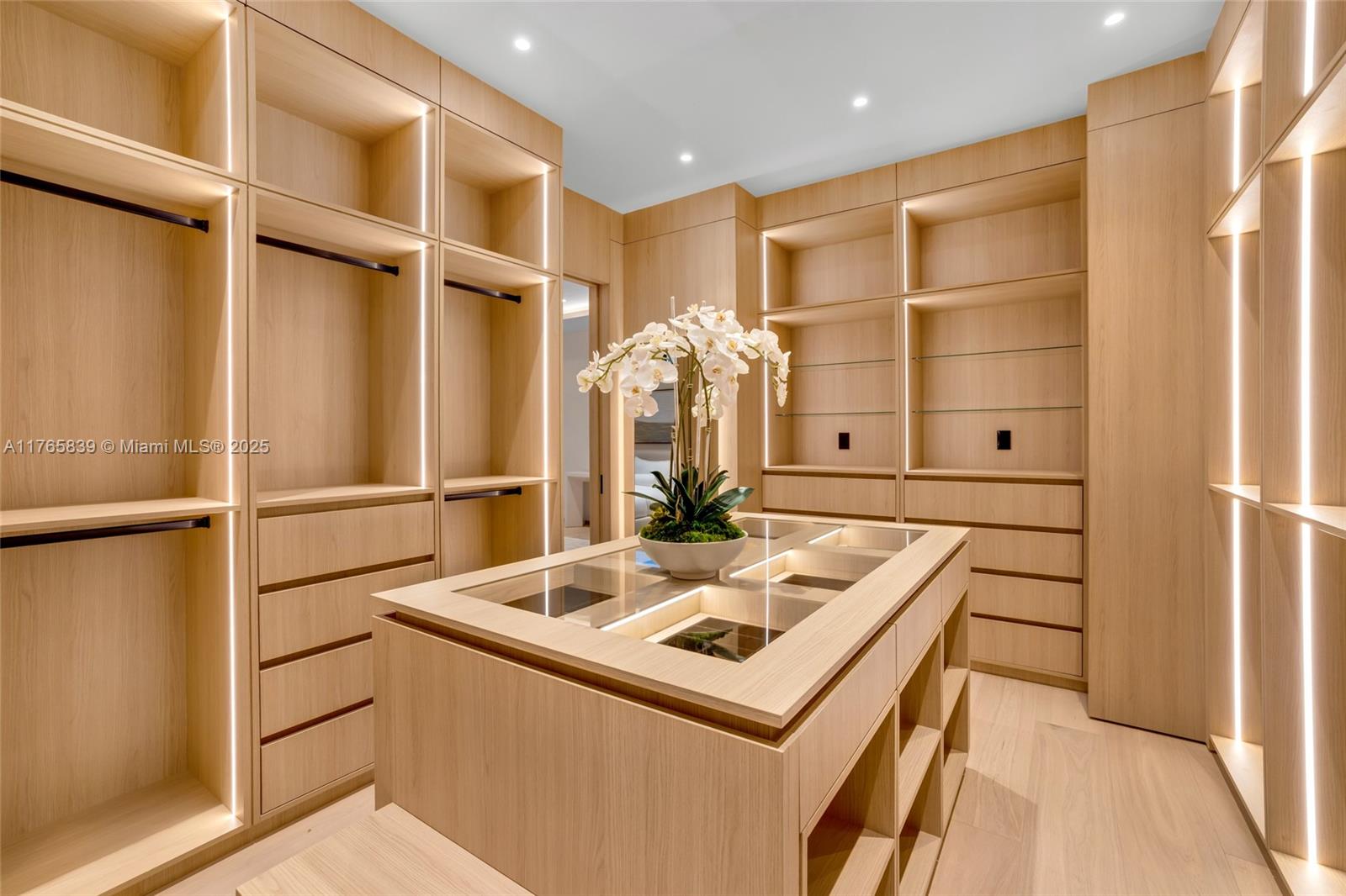 OCEAN VIEW HEIGHTS - Residential