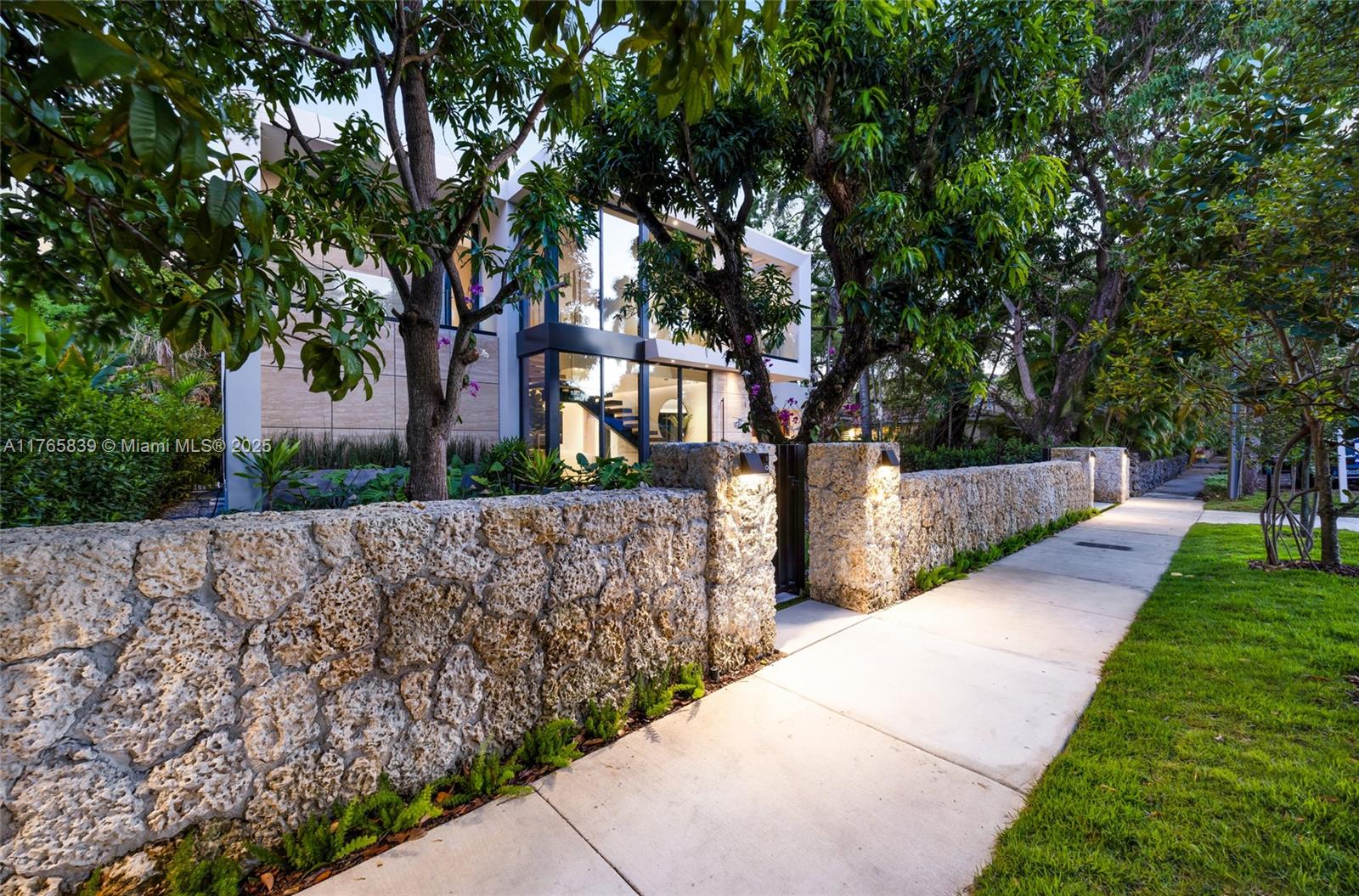 OCEAN VIEW HEIGHTS - Residential