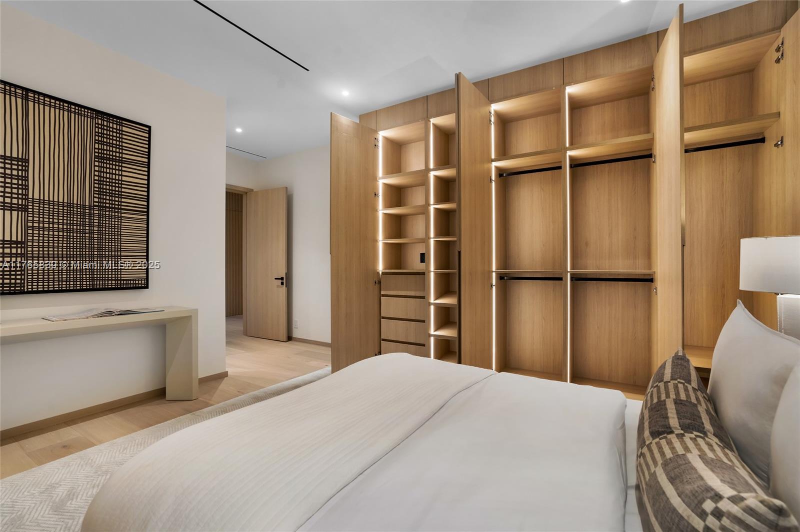 OCEAN VIEW HEIGHTS - Residential