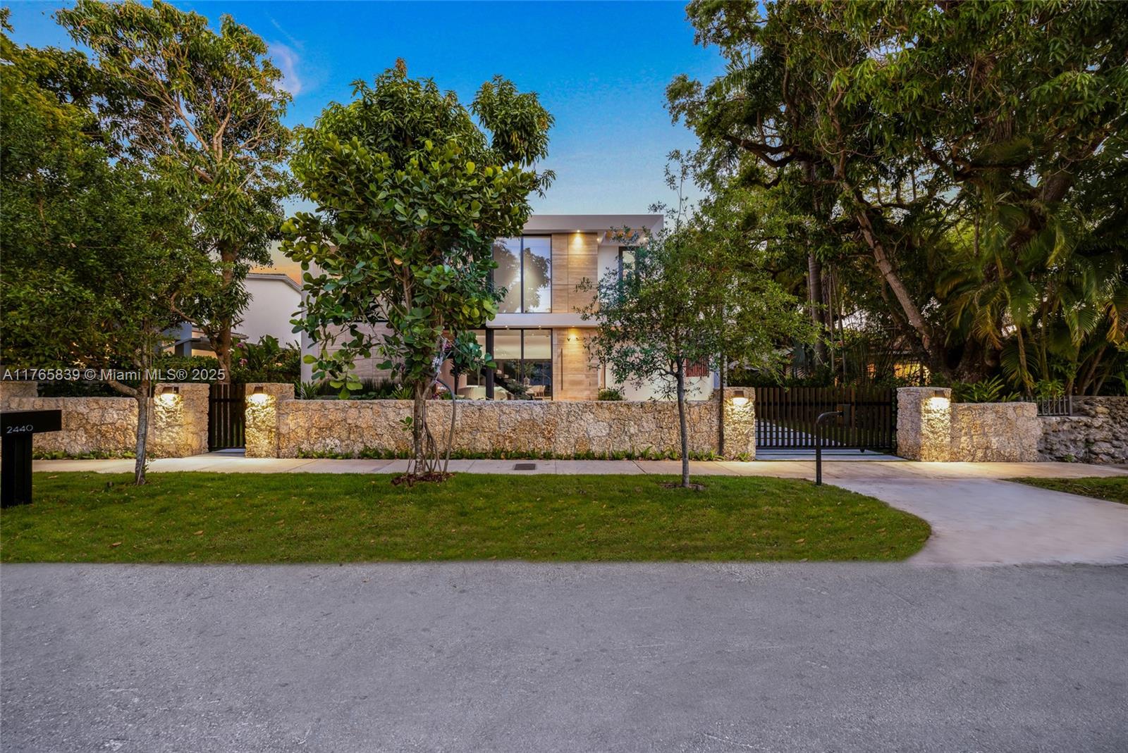 OCEAN VIEW HEIGHTS - Residential