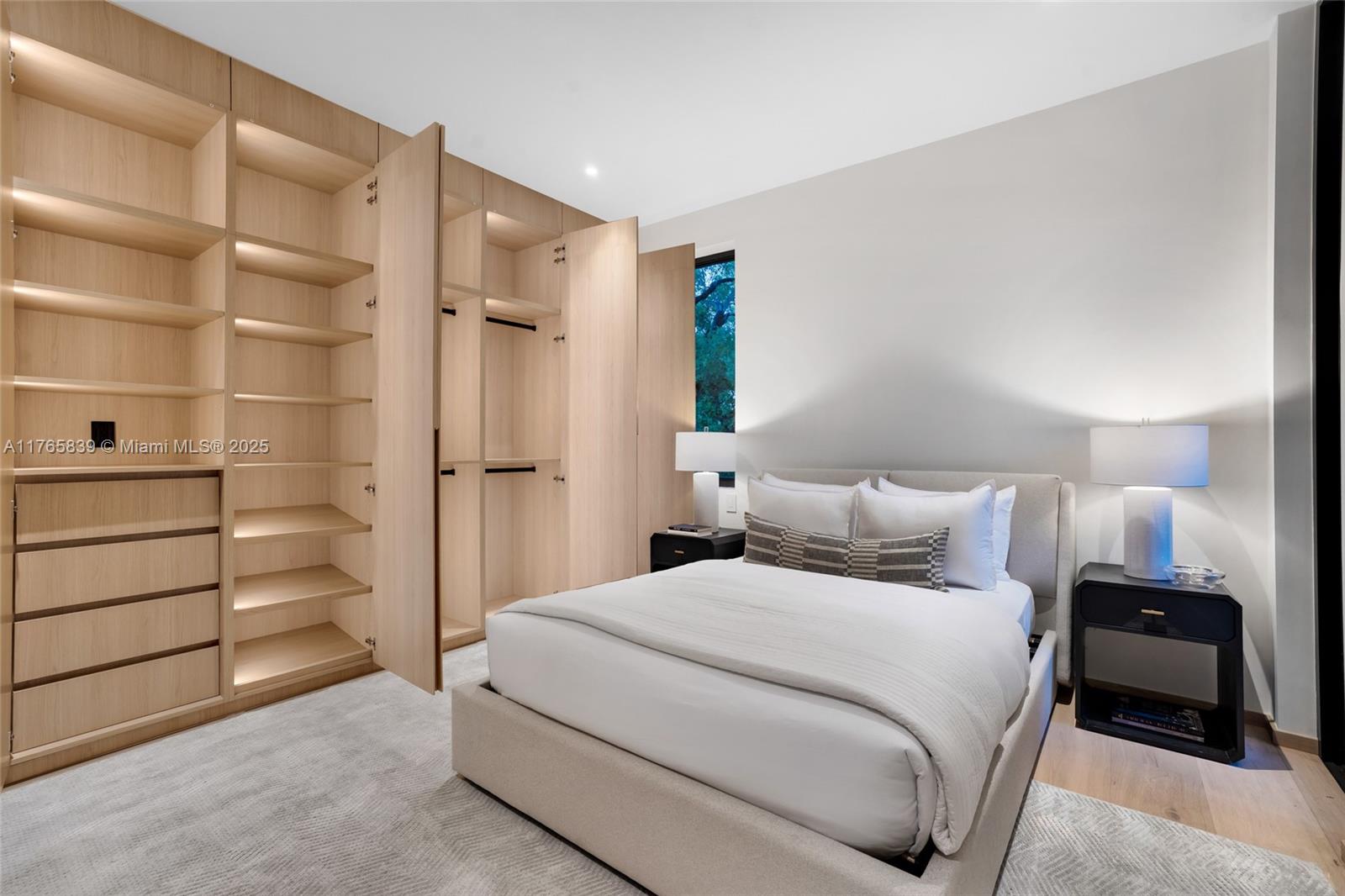 OCEAN VIEW HEIGHTS - Residential