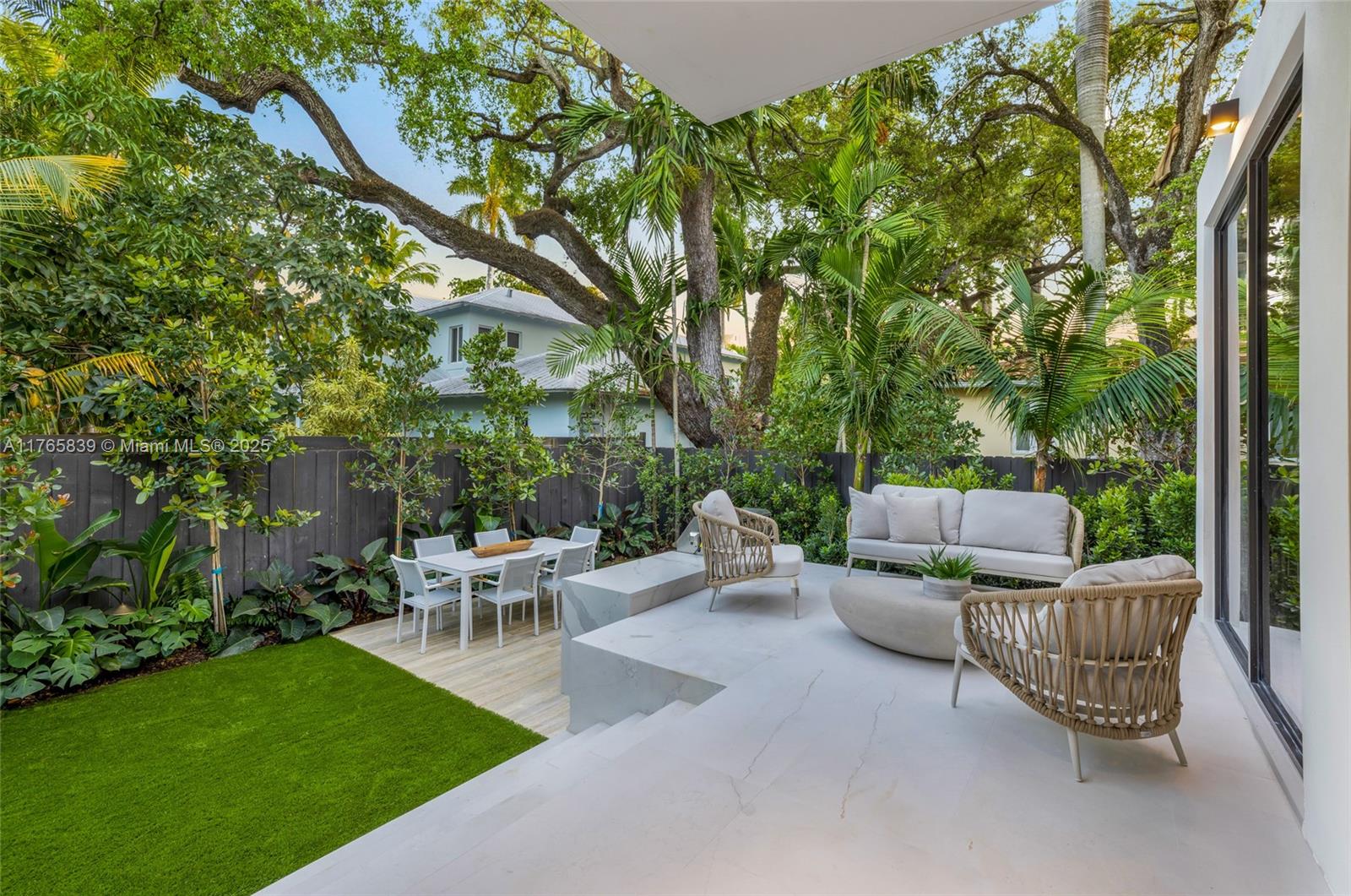 OCEAN VIEW HEIGHTS - Residential