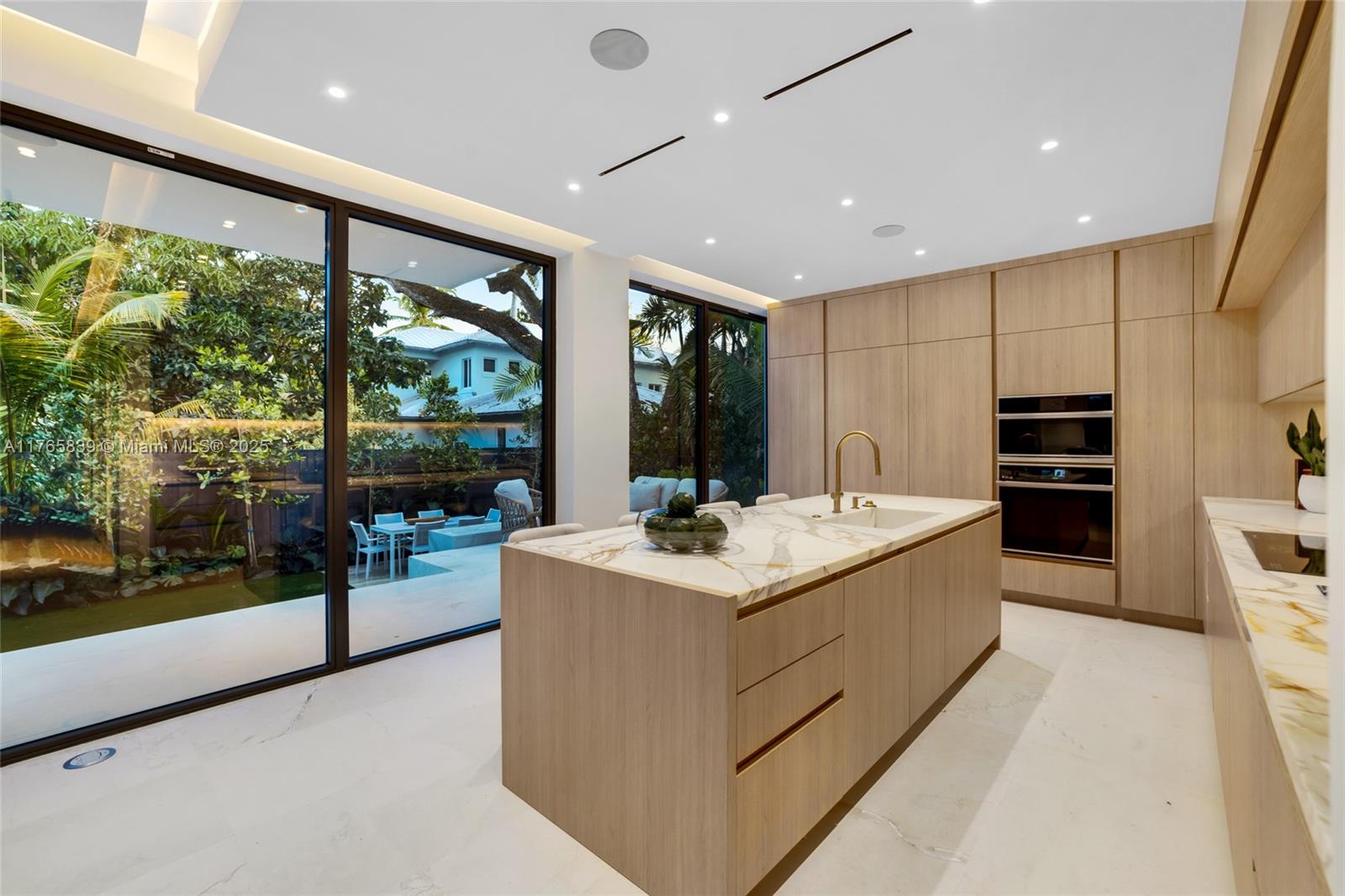 OCEAN VIEW HEIGHTS - Residential