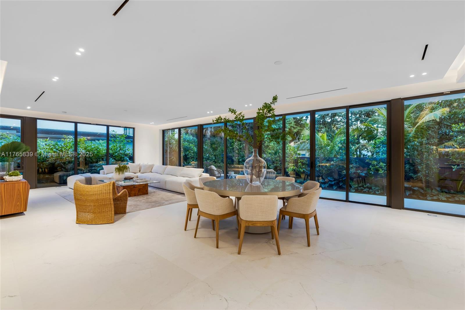 OCEAN VIEW HEIGHTS - Residential