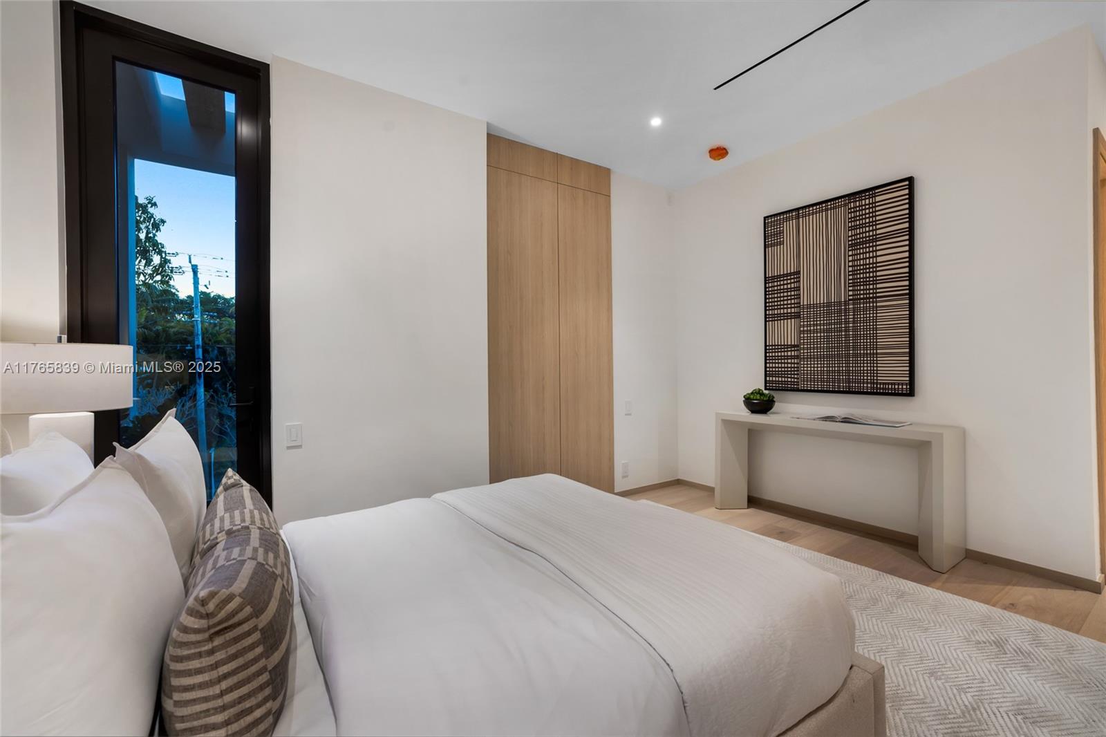 OCEAN VIEW HEIGHTS - Residential