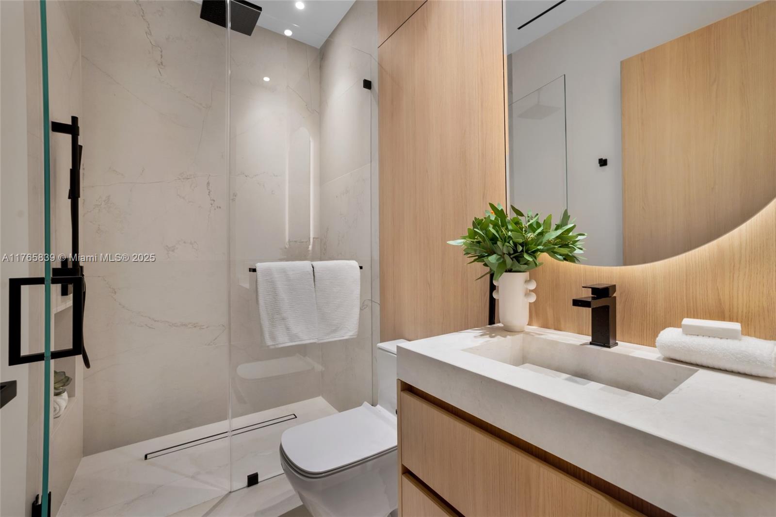 OCEAN VIEW HEIGHTS - Residential