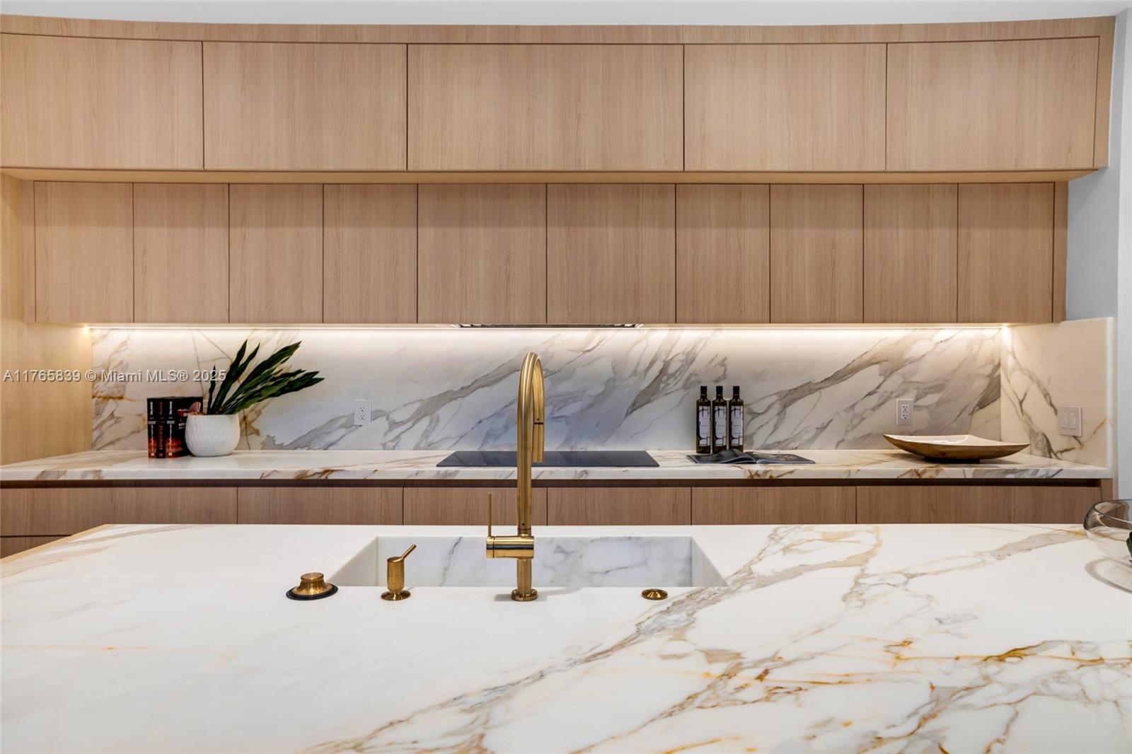 OCEAN VIEW HEIGHTS - Residential