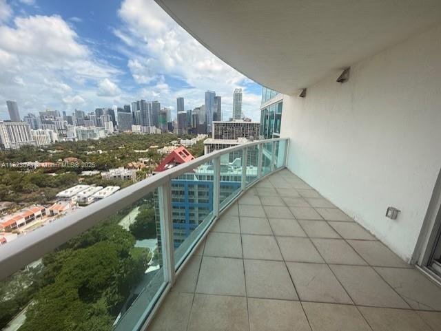SKYLINE ON BRICKELL CONDO - Residential Lease