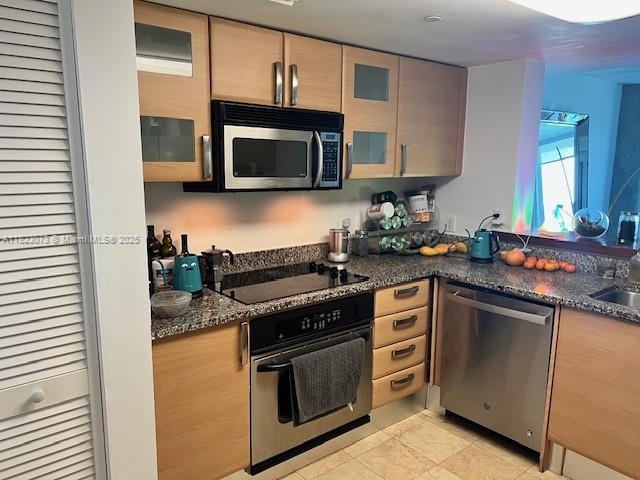 2101 Brickell Ave 2301, Miami, Broward County, Florida - 2 Bedrooms  
2 Bathrooms - 