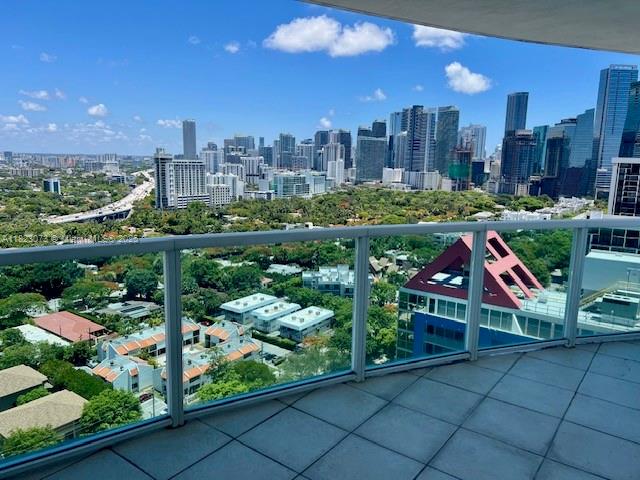 SKYLINE ON BRICKELL CONDO - Residential Lease
