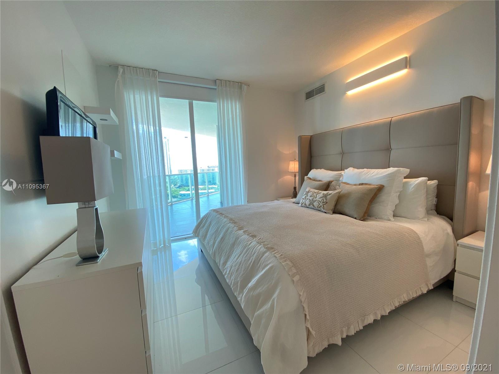 ST TROPEZ ON THE BAY III - Residential Lease