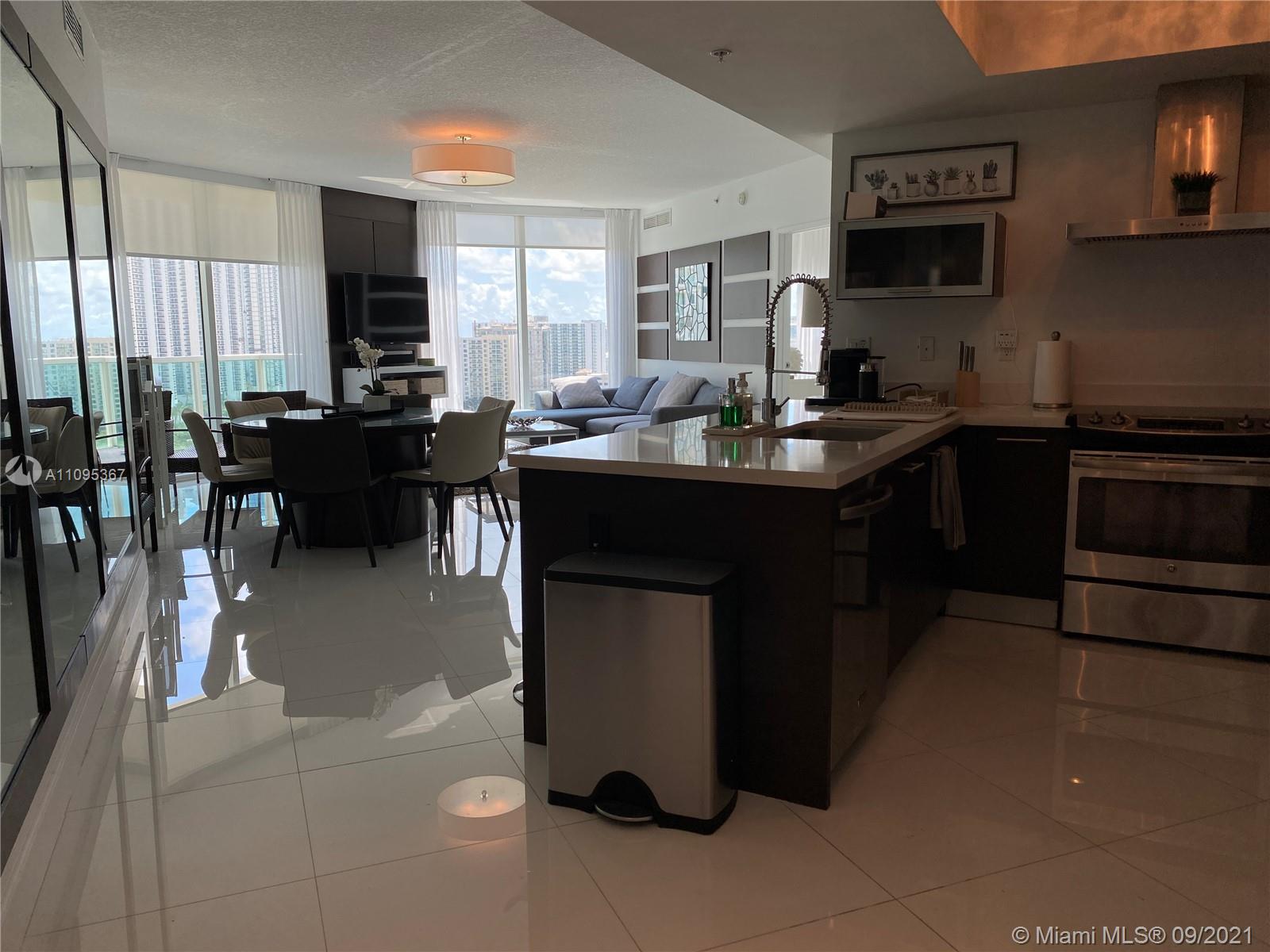 ST TROPEZ ON THE BAY III - Residential Lease