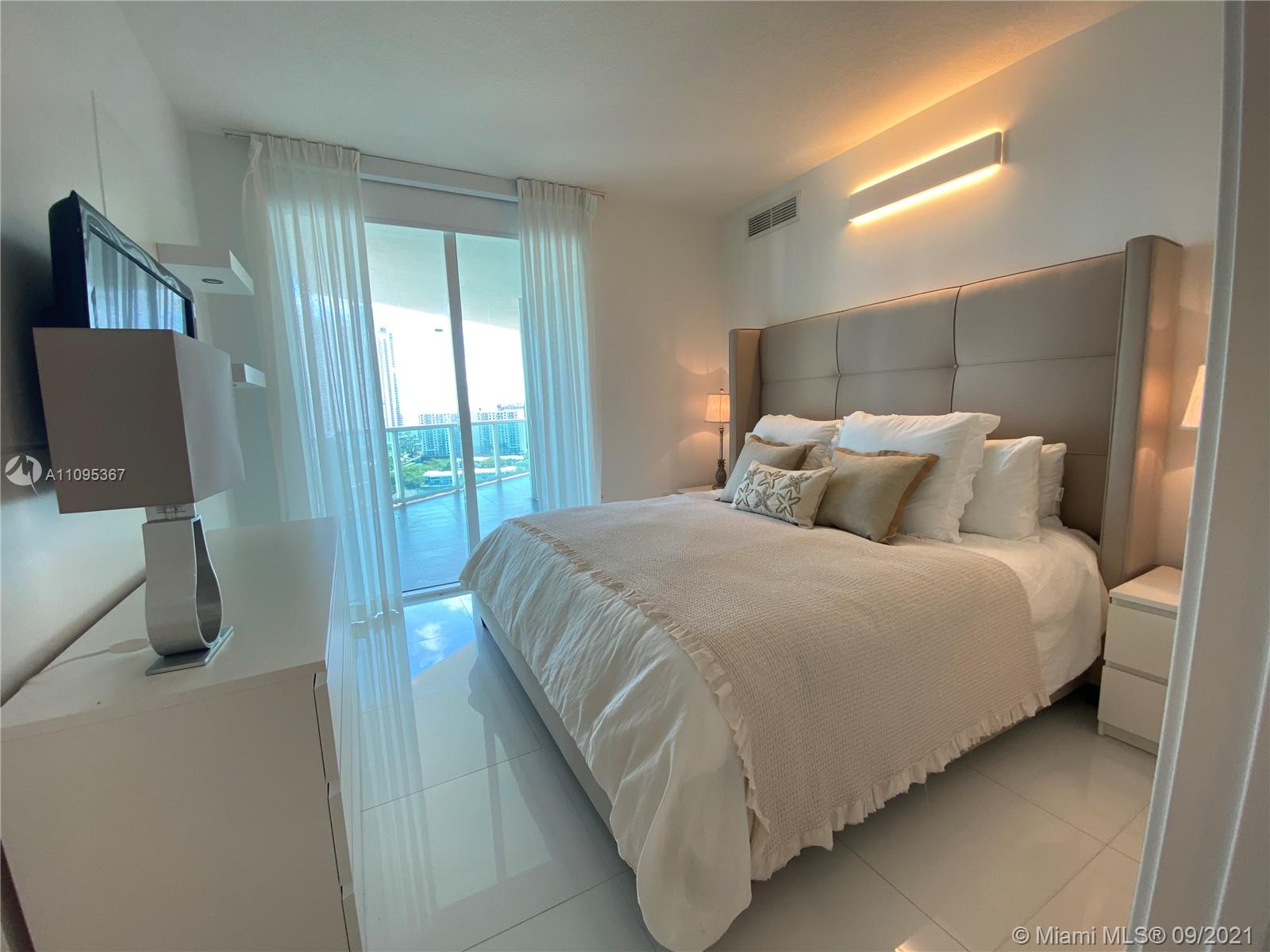 ST TROPEZ ON THE BAY III - Residential Lease