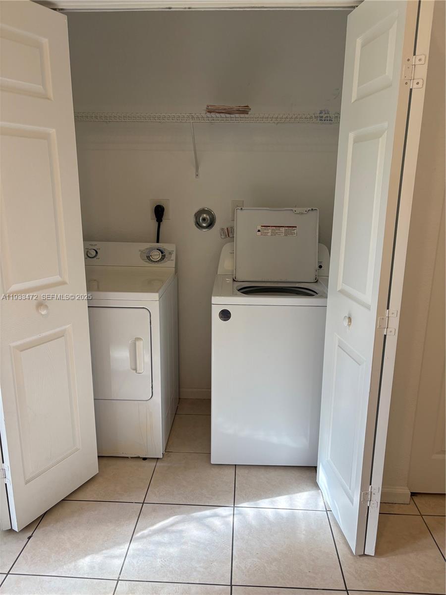 PARK PLACE AT PLANTATION - Residential