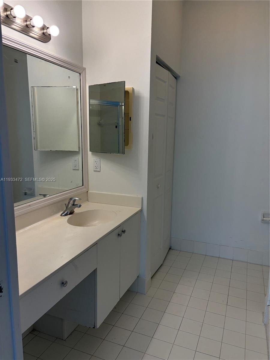 PARK PLACE AT PLANTATION - Residential