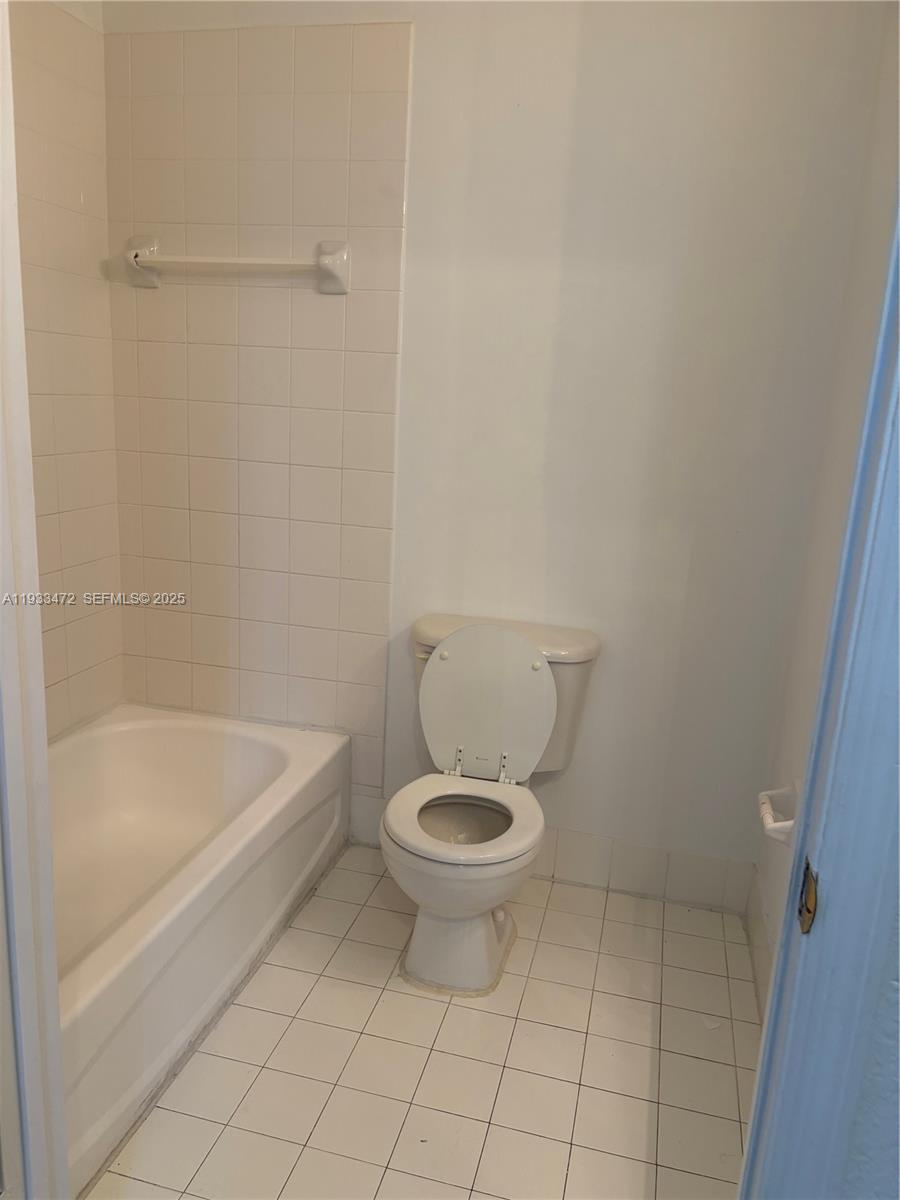 PARK PLACE AT PLANTATION - Residential