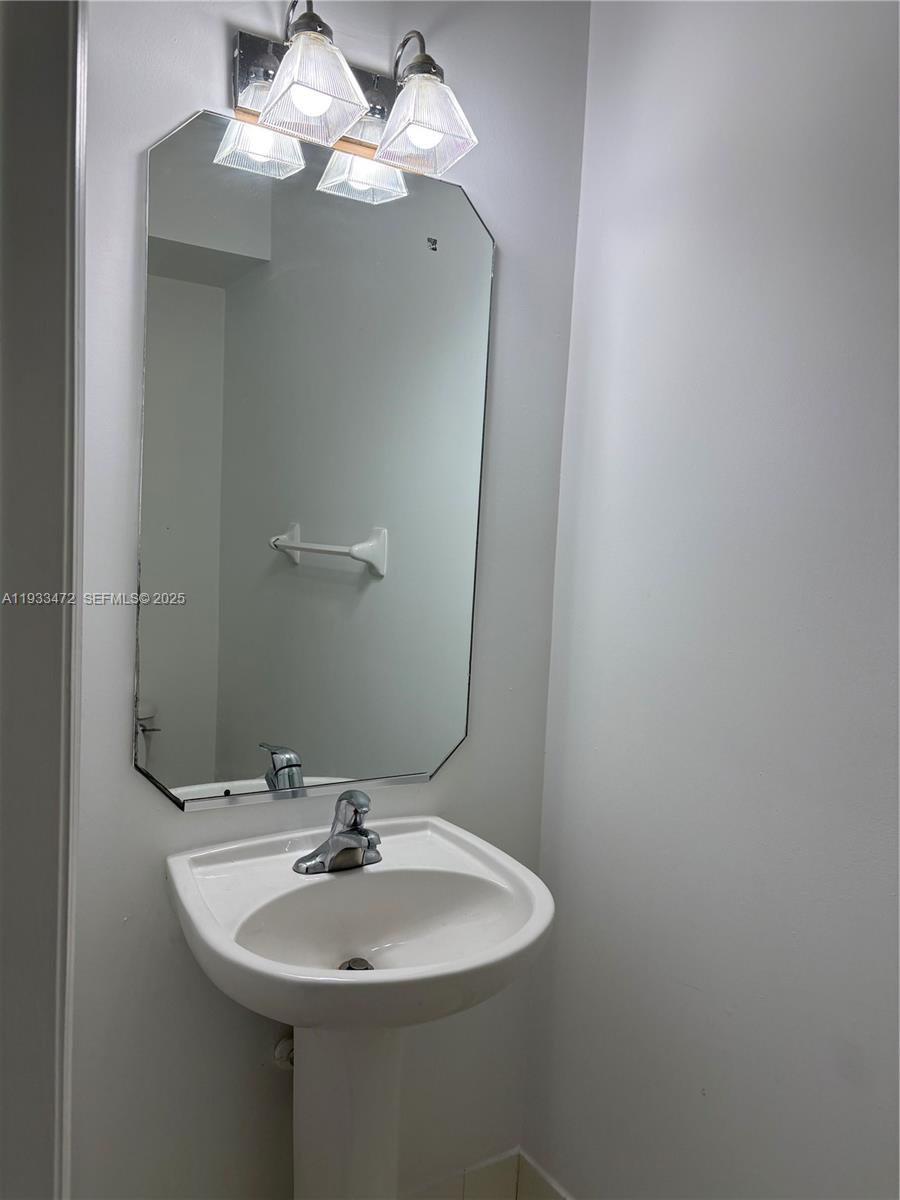 PARK PLACE AT PLANTATION - Residential