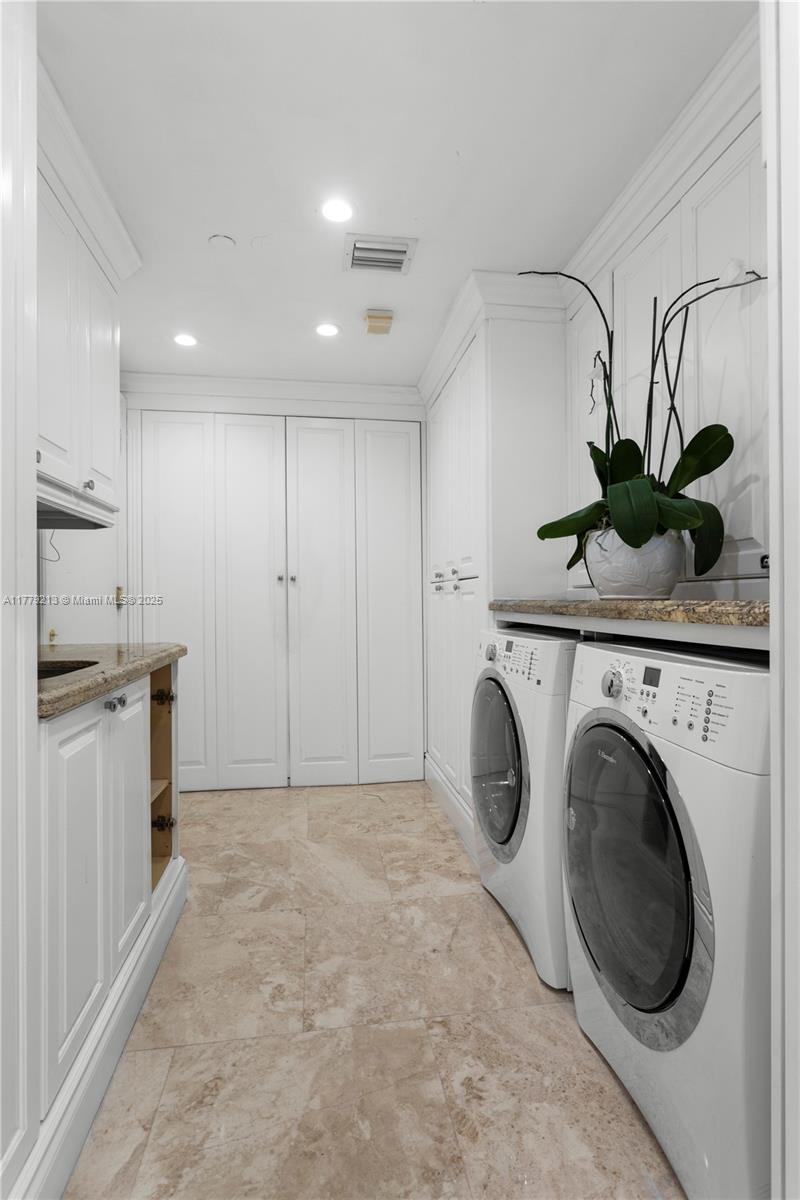 THE GABLES CONDO - Residential Lease
