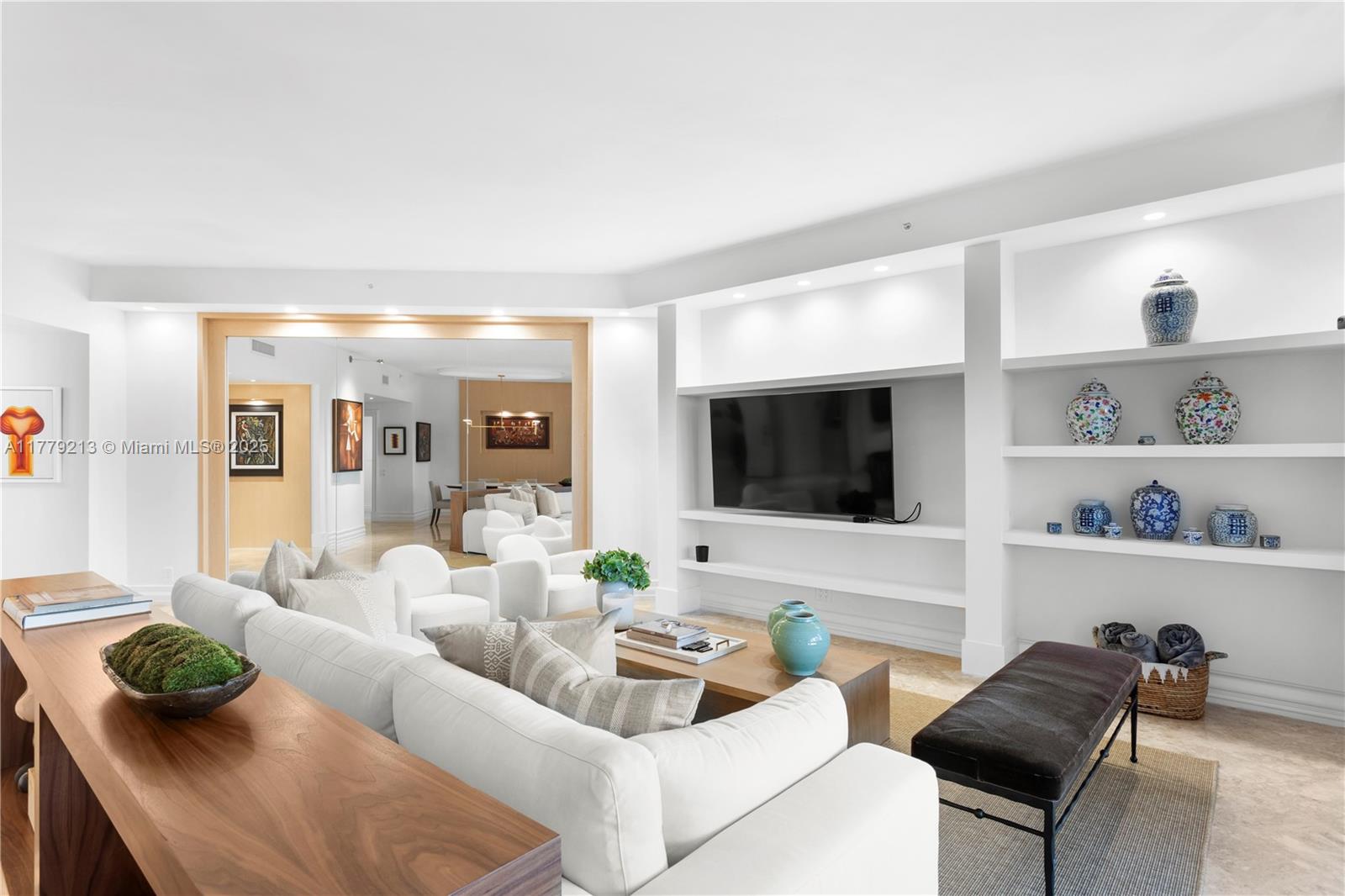 10 Edgewater Dr 3E, Coral Gables, Broward County, Florida - 3 Bedrooms  
4 Bathrooms - 