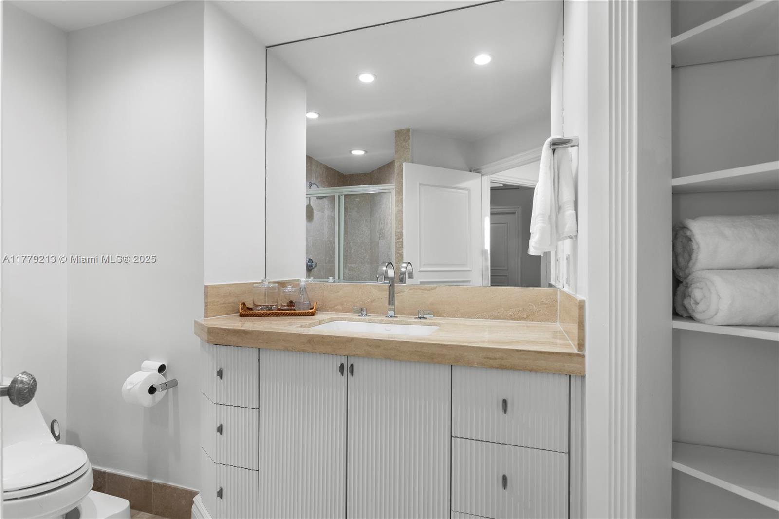 THE GABLES CONDO - Residential Lease