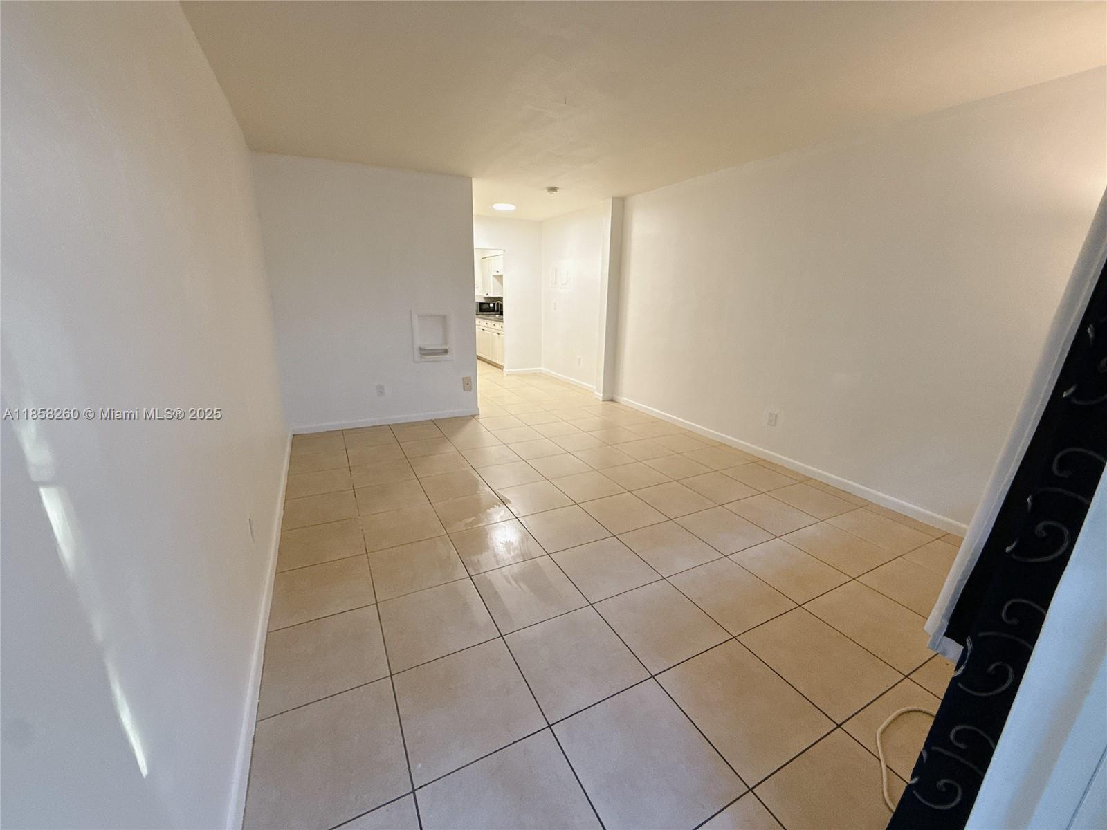 7315 Byron Ave 5