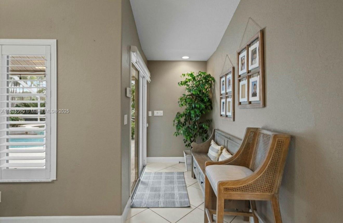 LOXAHATCHEE ACREAGE - Residential