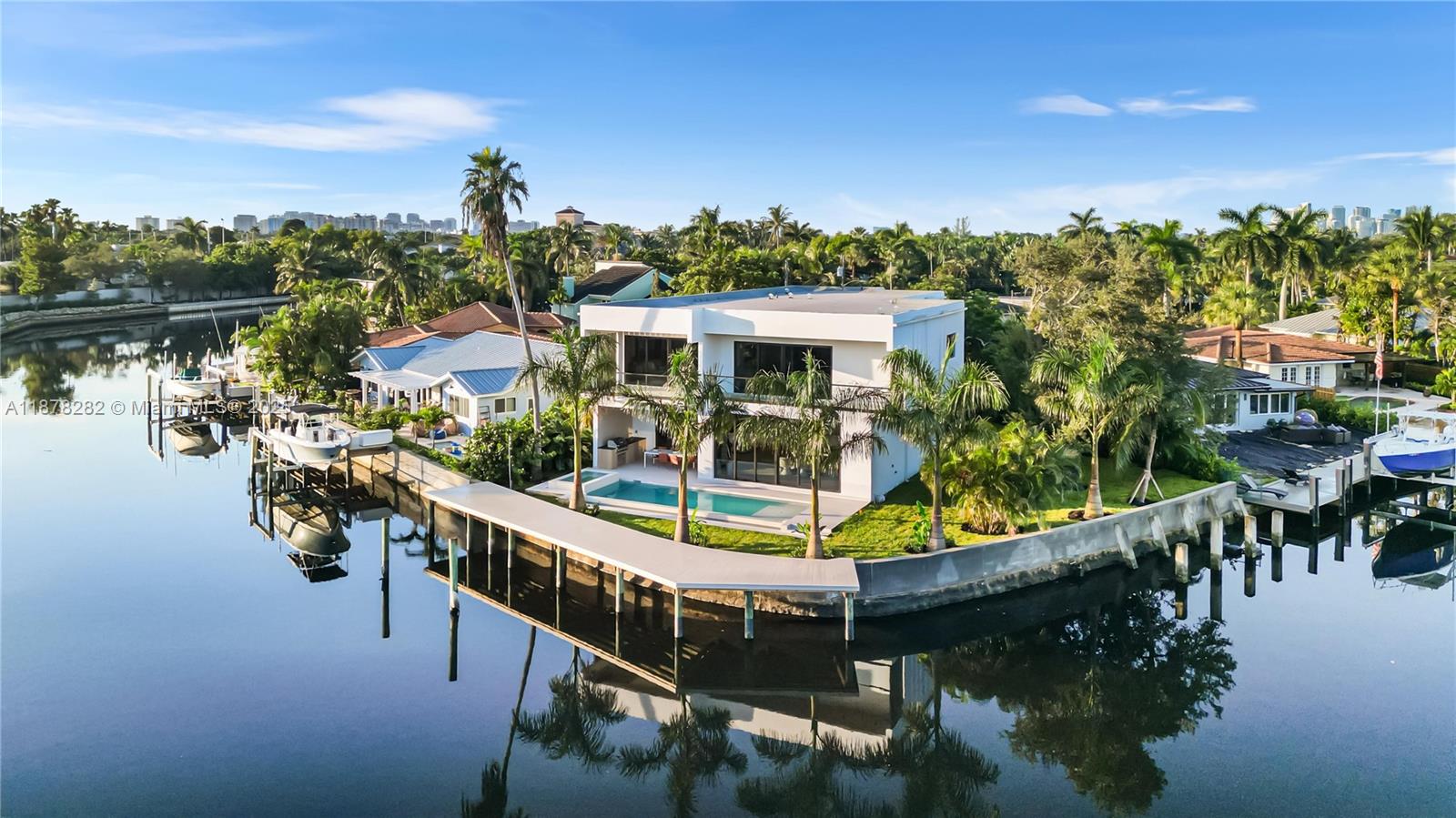 CORAL POINT - Residential