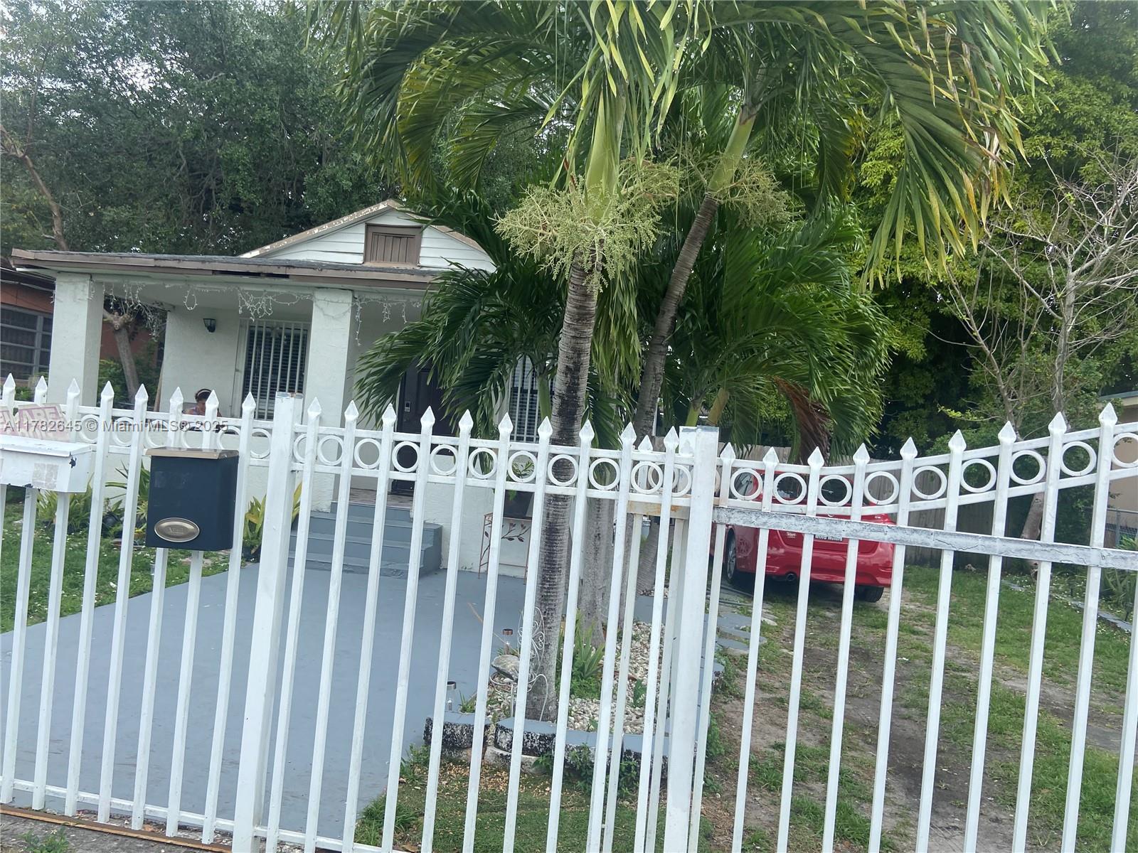 7135 NW 16th Ave