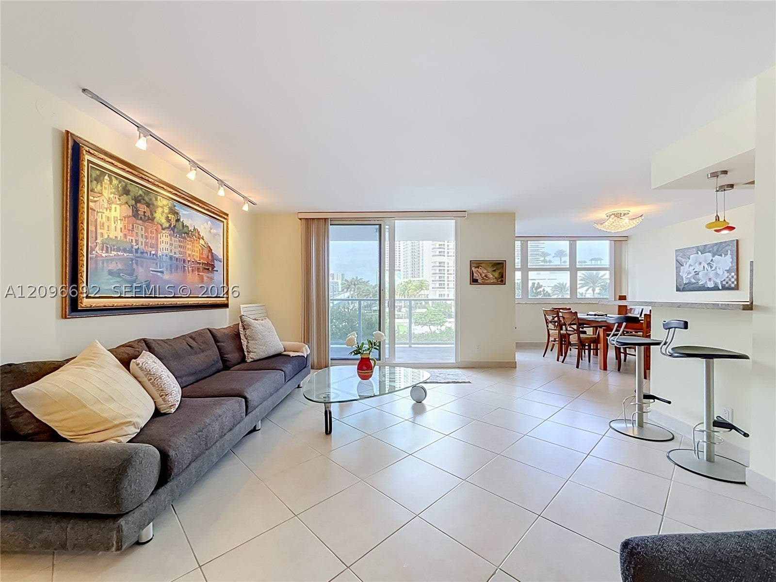 1880 S Ocean Dr 304