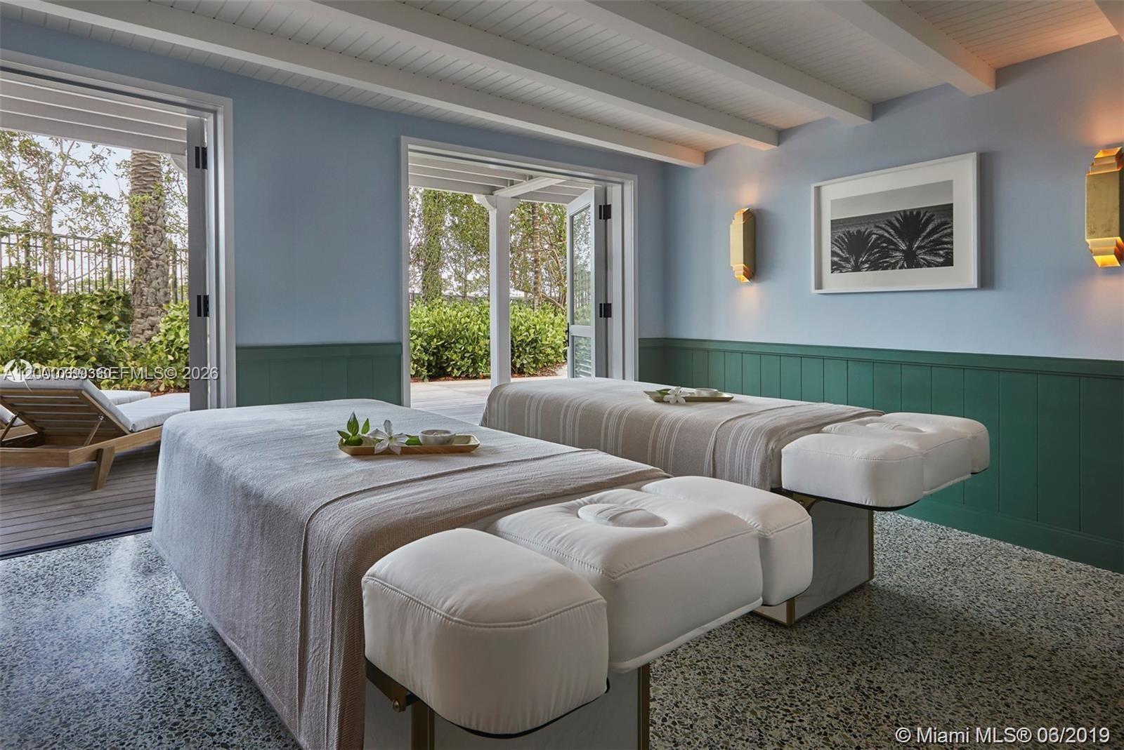 SURF CLUB CONDO - Residential