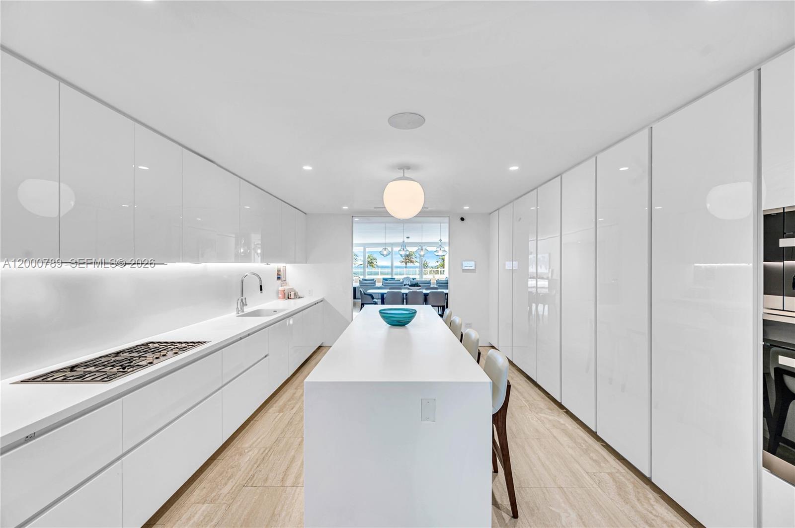 SURF CLUB CONDO - Residential