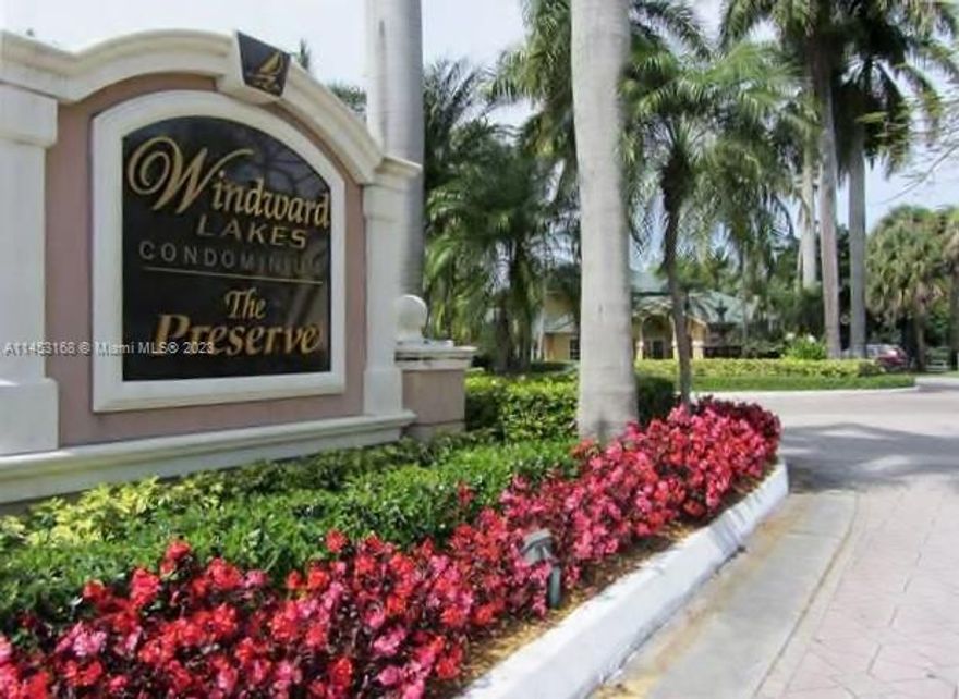 Very nice 1 bed 1 bath in Windward Lakes unit. Condo offers many amenities such as gym, pool, playground, etc. Close to shopping centers, restaurants, and major highways. Unit is rented for $1600 a month until 8/17/26. Any investors welcome! No Rental Restrictions! Low maintenance fees! See broker remarks for more details and info.  Budget attached. appointments 72 hs in advance in the afternoons.