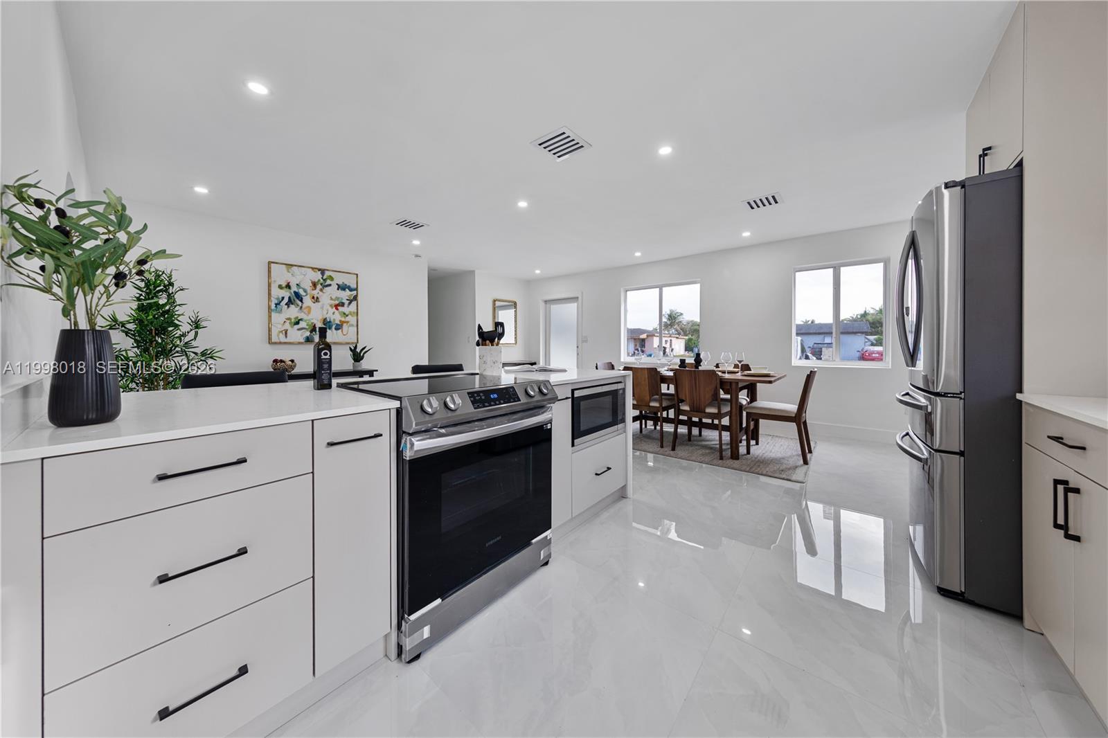 NEWPORT MANOR - Residential