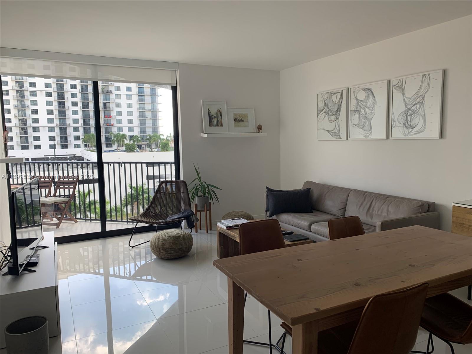 5252 PASEO CONDO - Residential Lease