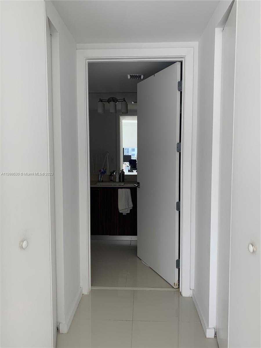 5252 PASEO CONDO - Residential Lease
