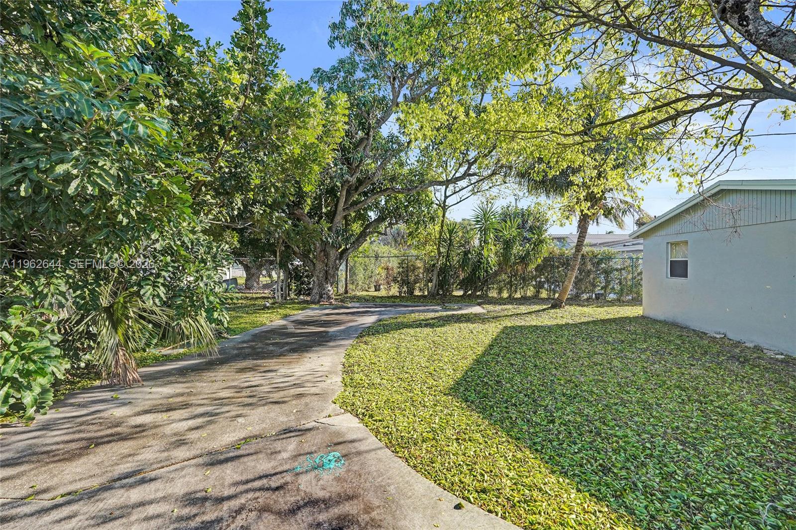 POINCIANA HEIGHTS DELRAY - Residential