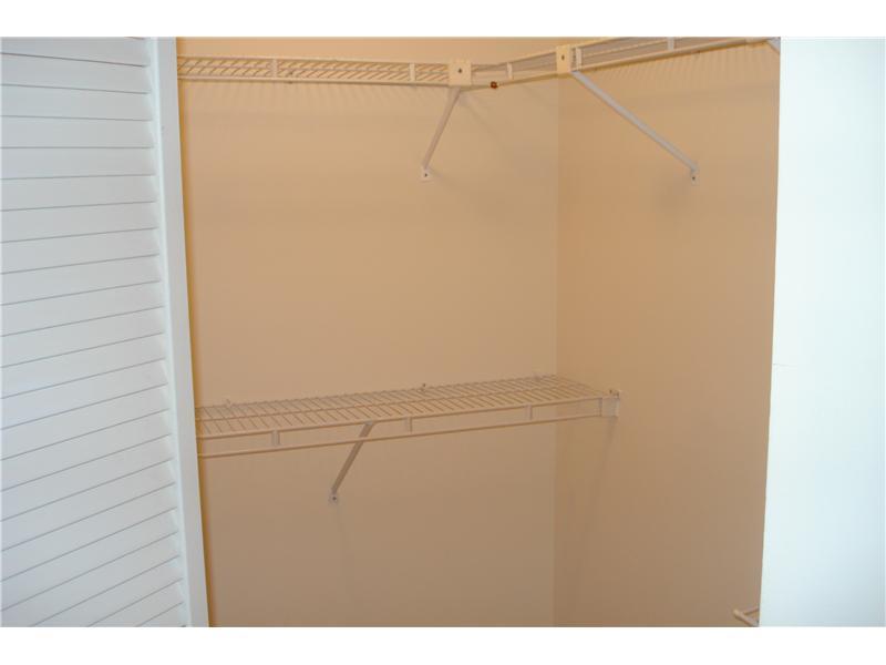 UNIVERSITY INN CONDO - Residential Lease