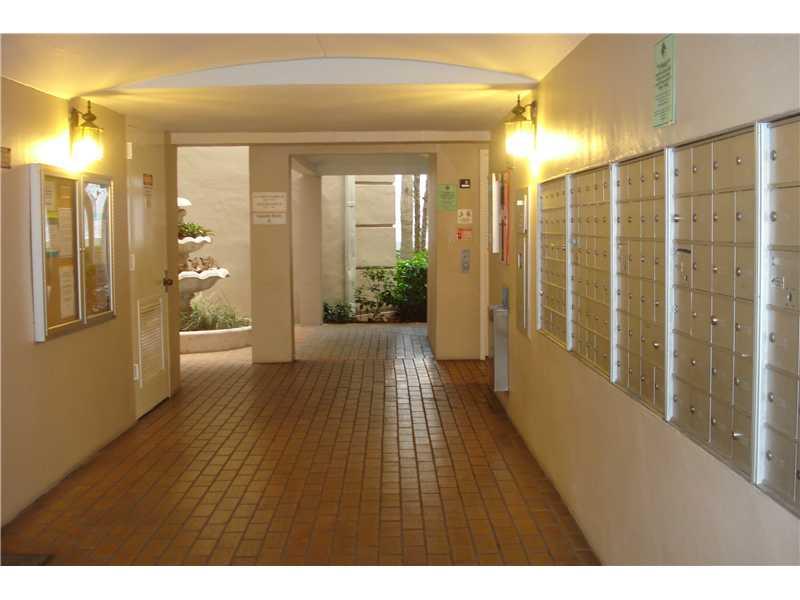UNIVERSITY INN CONDO - Residential Lease