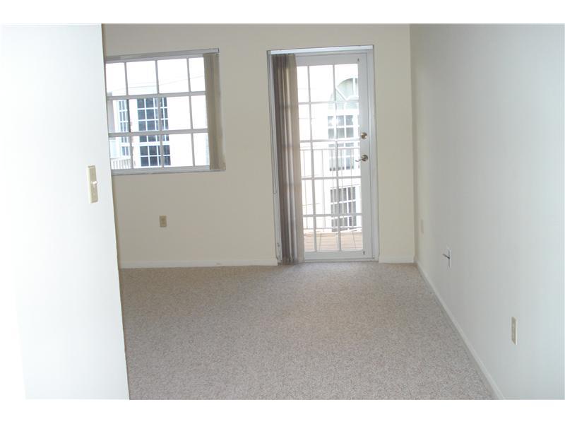 UNIVERSITY INN CONDO - Residential Lease