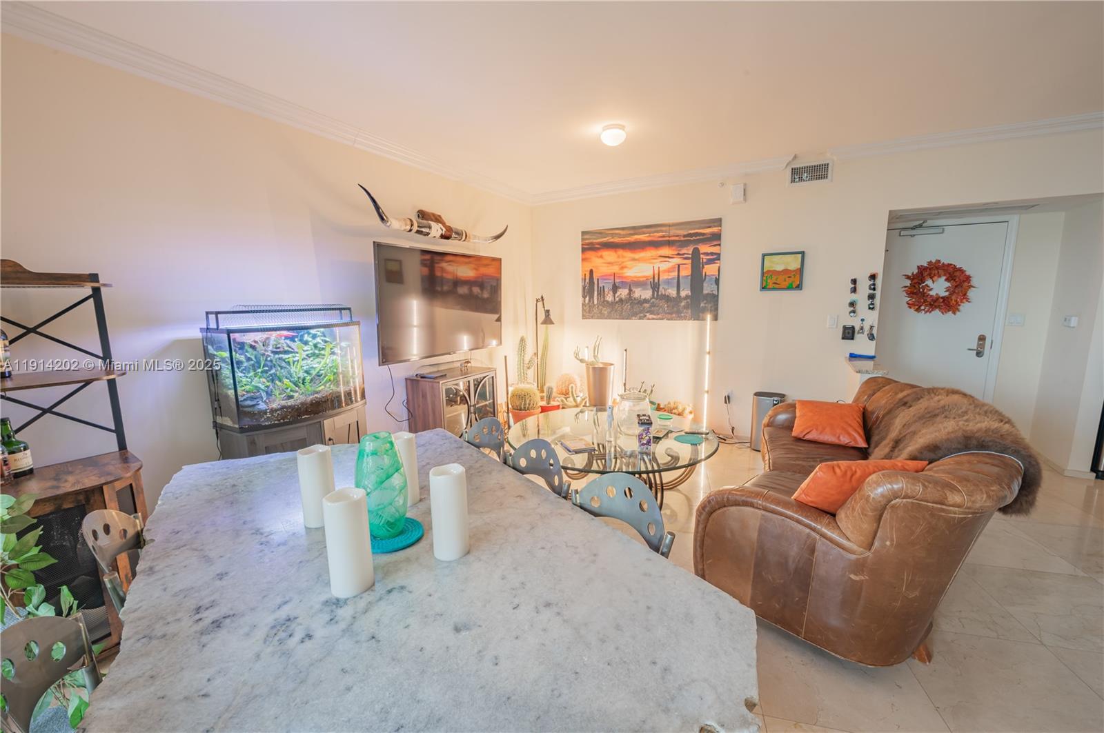 TURNBERRY VILLAGE SO TOWE - Residential