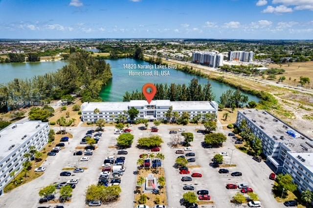 NARANJA LAKES CONDO NO 5 - Residential